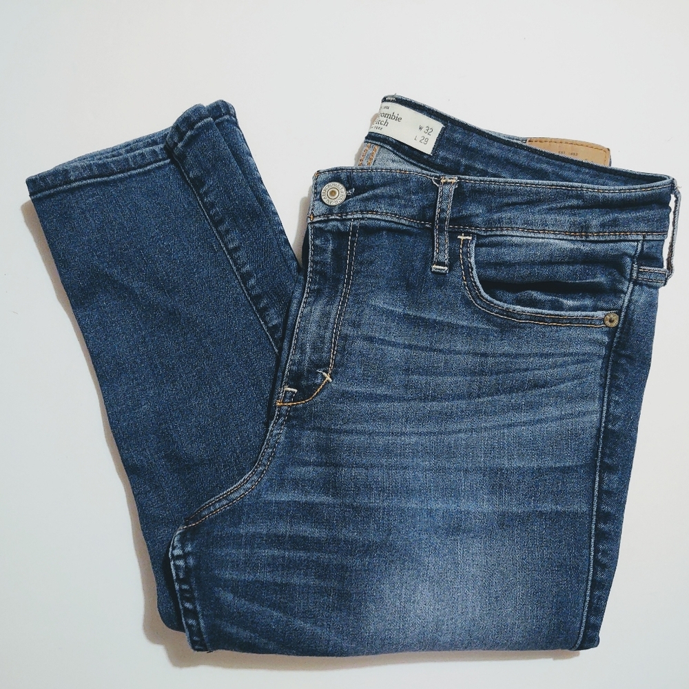 Abercrombie & Fitch Super Skinny Jeans 14S